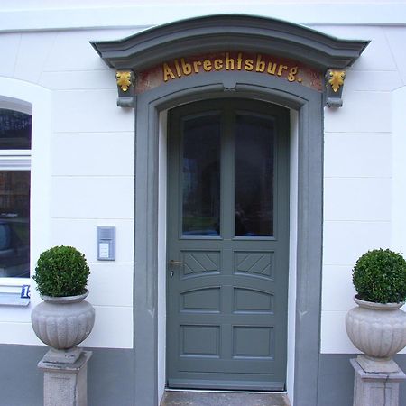 Apartmenthaus Albrechtsburg Bad Schandau Exteriör bild