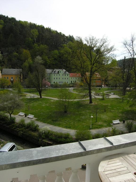 Apartmenthaus Albrechtsburg Bad Schandau Rum bild