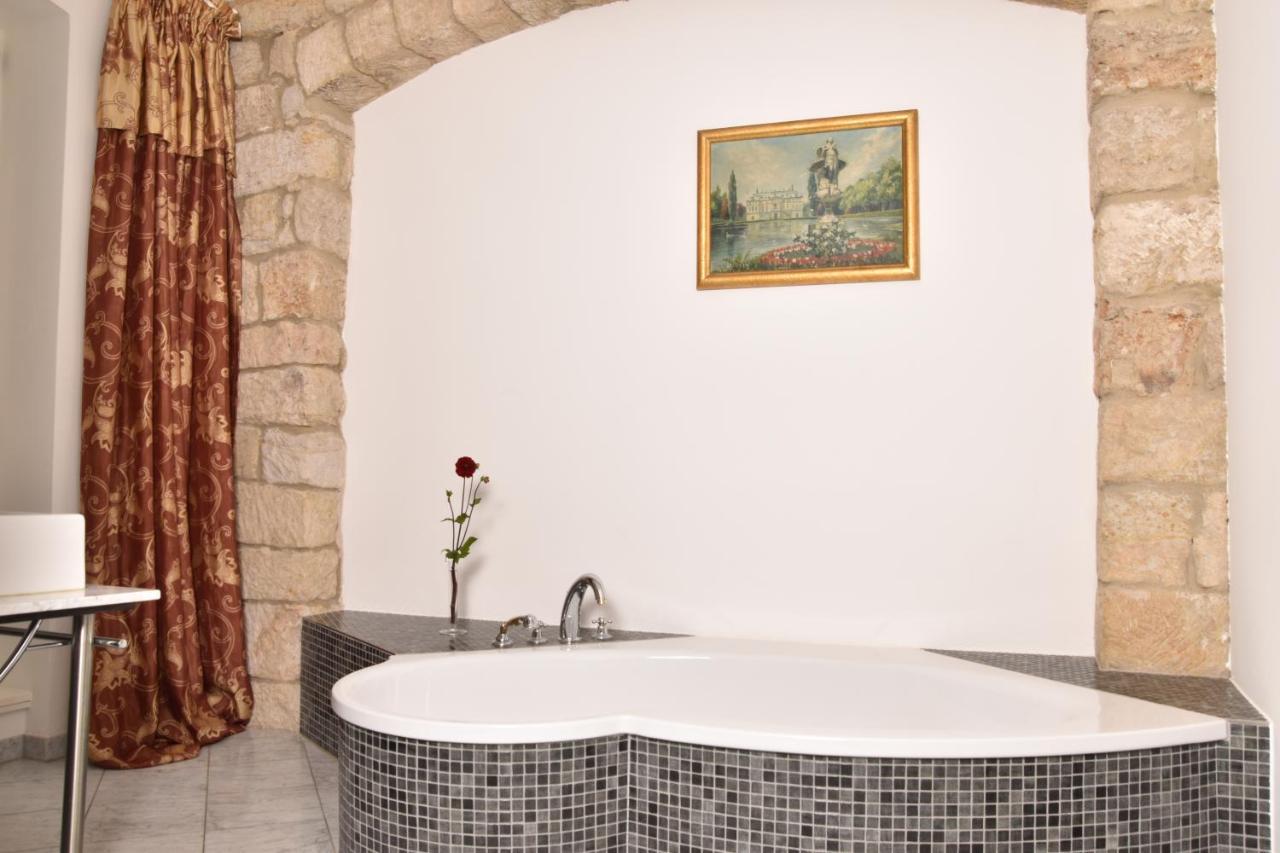 Apartmenthaus Albrechtsburg Bad Schandau Exteriör bild
